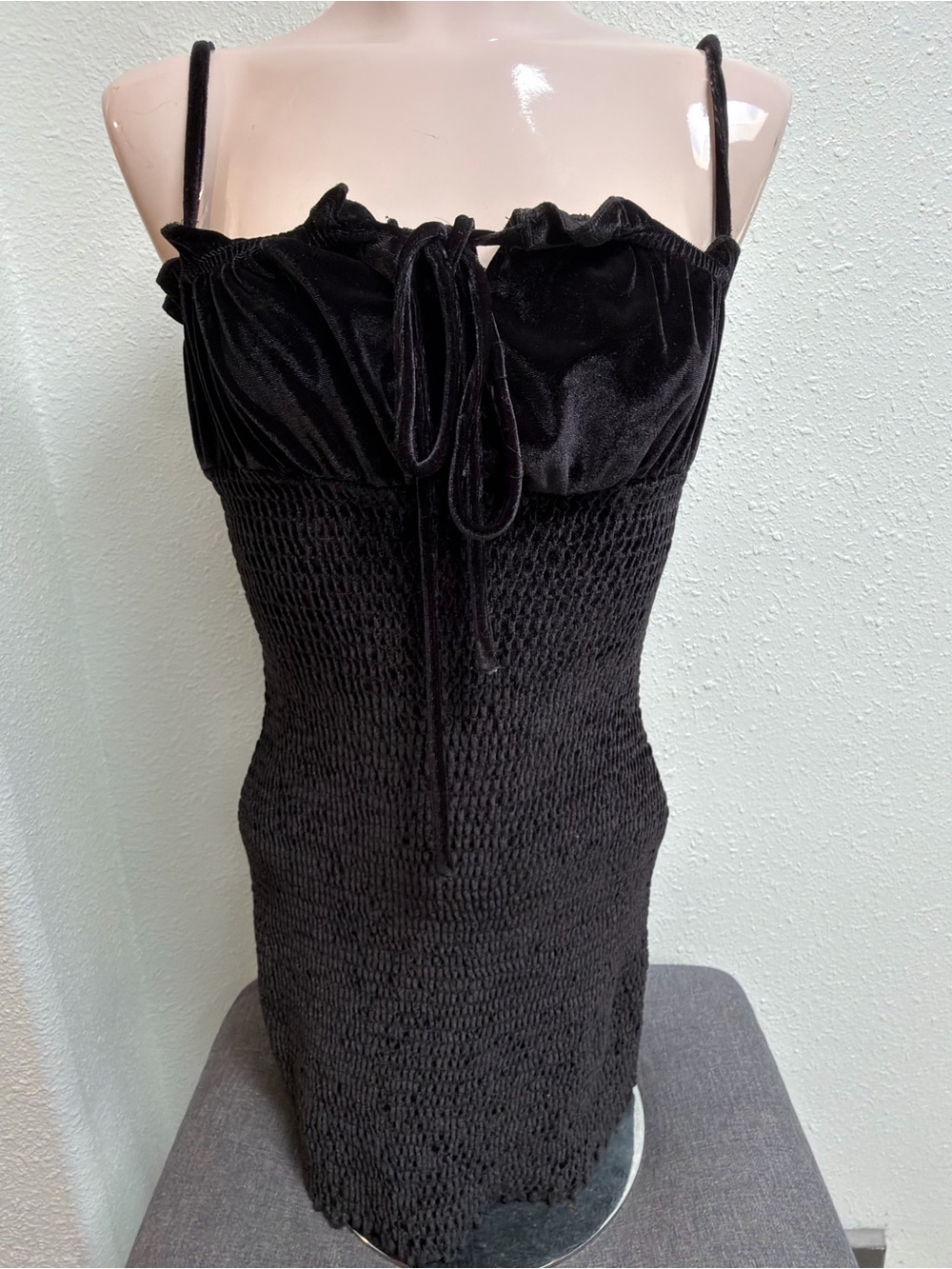 Blush BJ Black Velvet Smocked Ruffle Mini Dress Size M